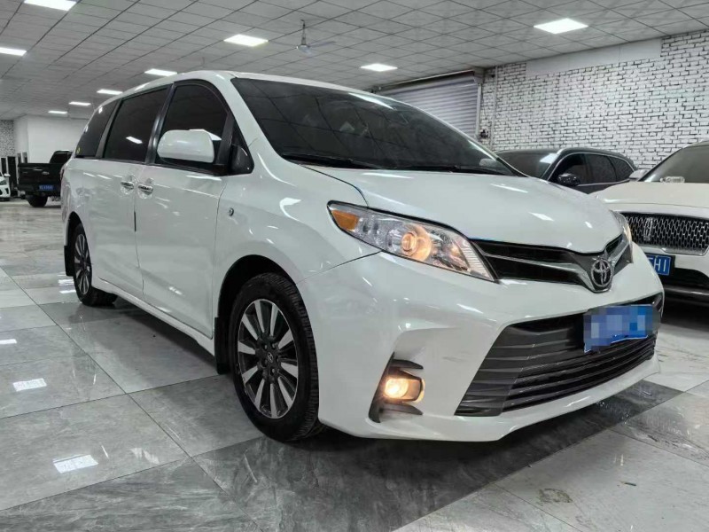 廊坊20年丰田塞纳2