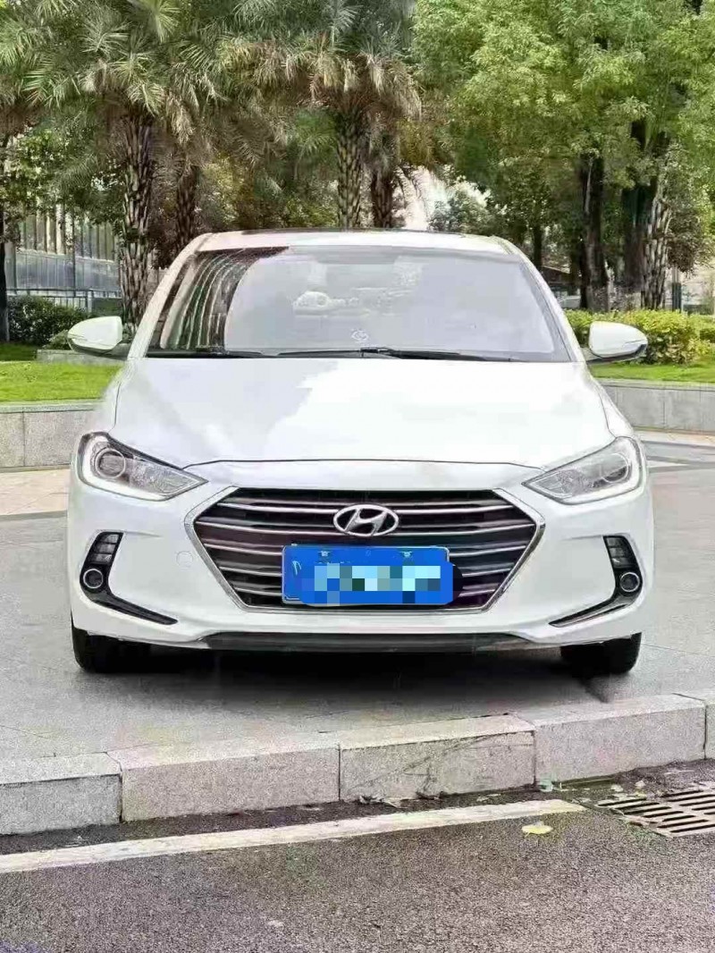 东莞17年现代领动1