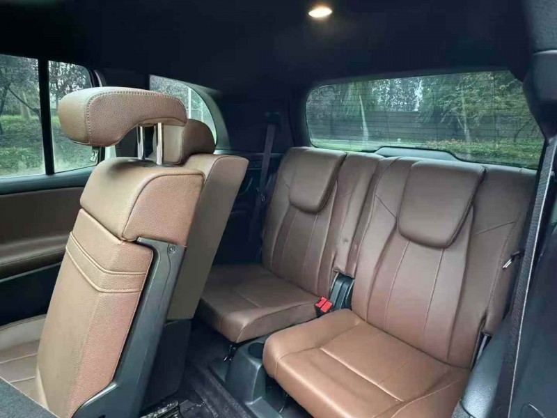 枣庄22年奔驰GLB7