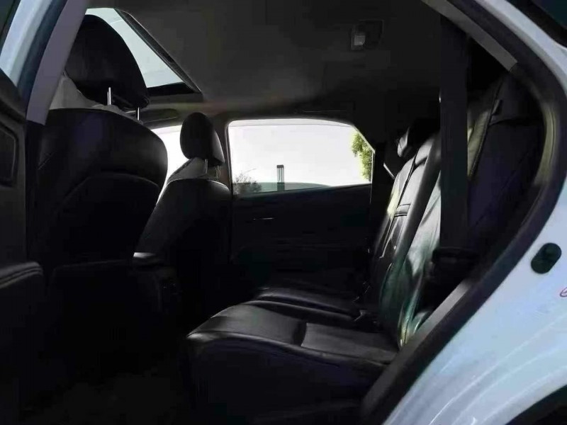 东莞13年雷克萨斯RX6