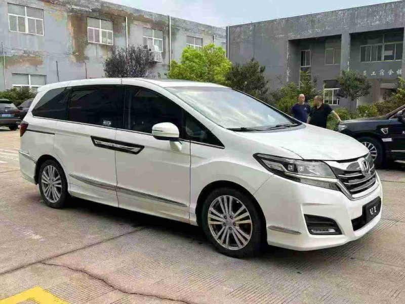 宿迁18年本田艾力绅2