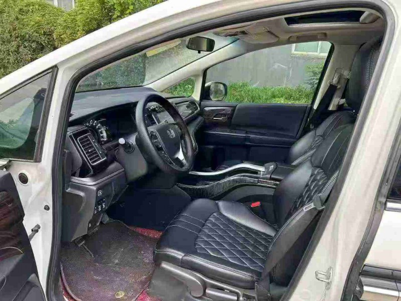 宿迁18年本田艾力绅4