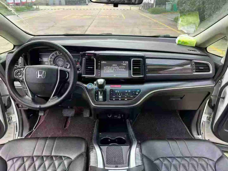 宿迁18年本田艾力绅6