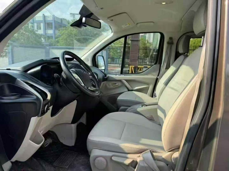 广州17年福特途睿欧4