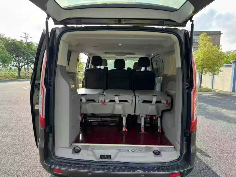 广州17年福特途睿欧6