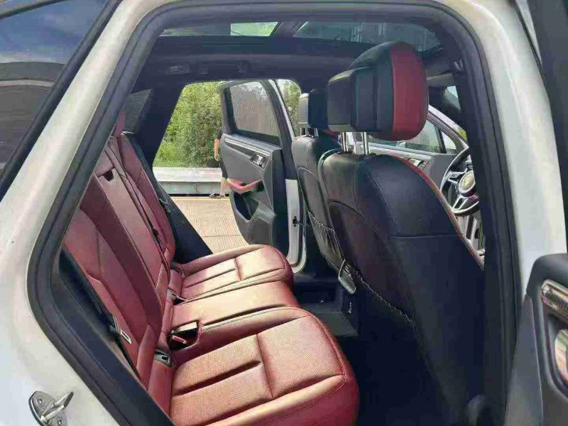 宿迁19年保时捷Macan4