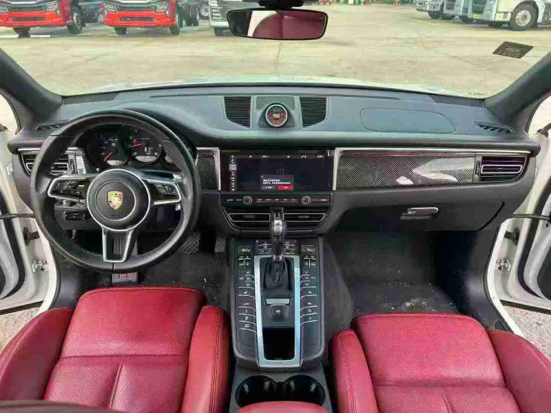 宿迁19年保时捷Macan5