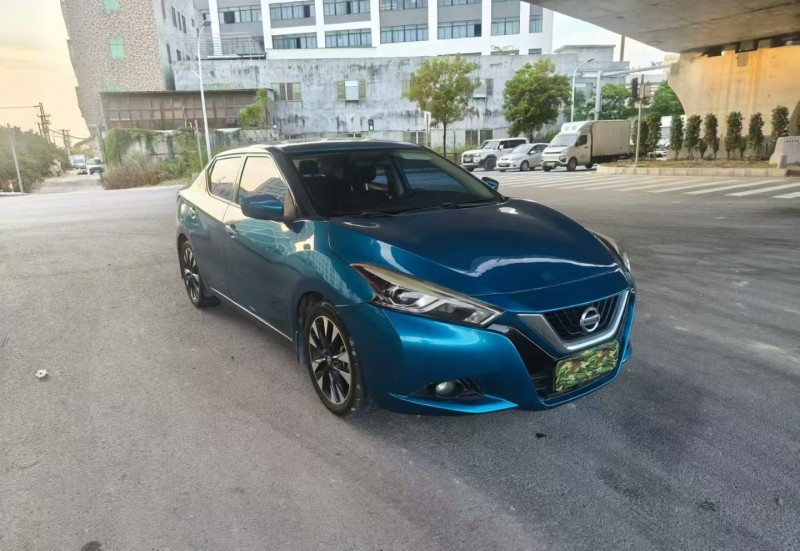 广州17年日产蓝鸟2