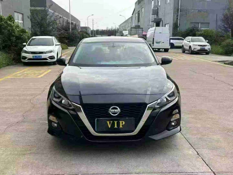 宿迁21年日产天籁1