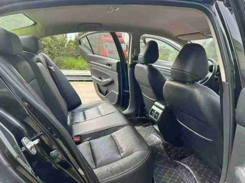 宿迁21年日产天籁4