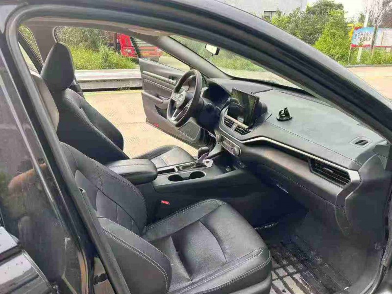 宿迁21年日产天籁6