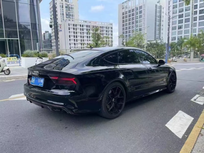 广州17年奥迪S78