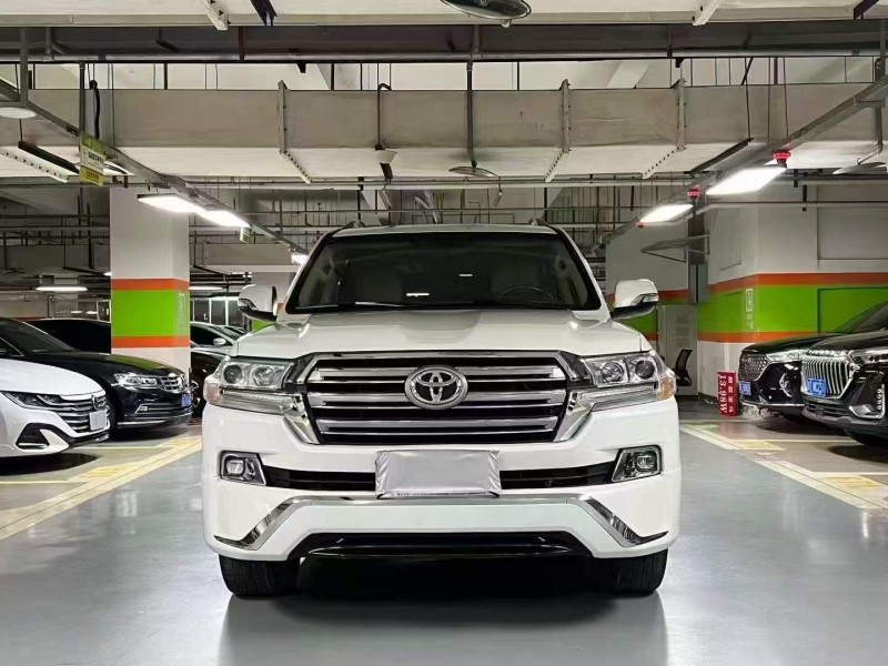 广州16年丰田兰德酷路泽1