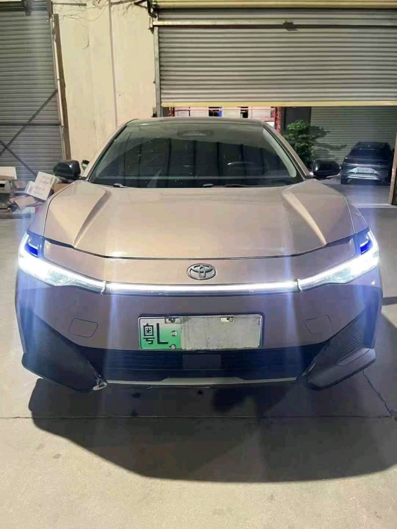 广州23年丰田BZ3Pro1