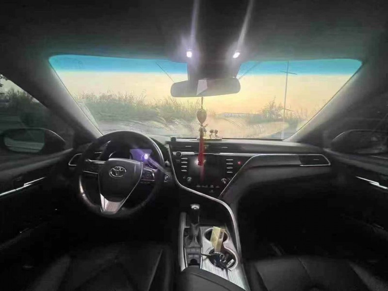 广州19年丰田凯美瑞6