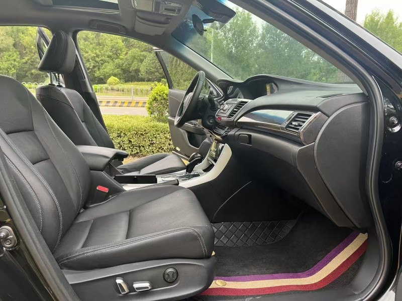 枣庄18年本田雅阁4