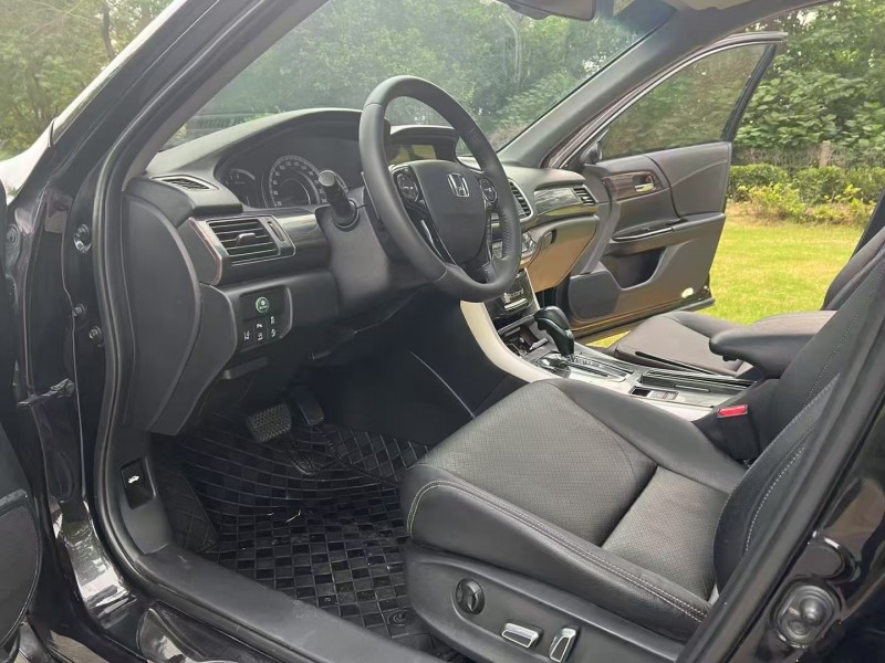 枣庄18年本田雅阁6