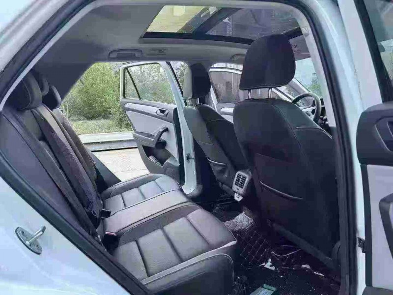 宿迁24年大众探歌6