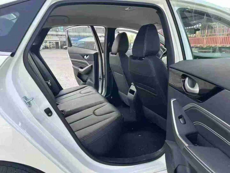 宿迁25年启辰D606