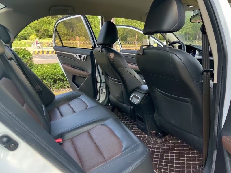 枣庄20年吉利帝豪5