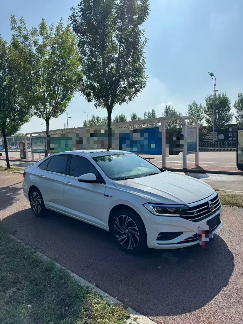 枣庄21年大众速腾3