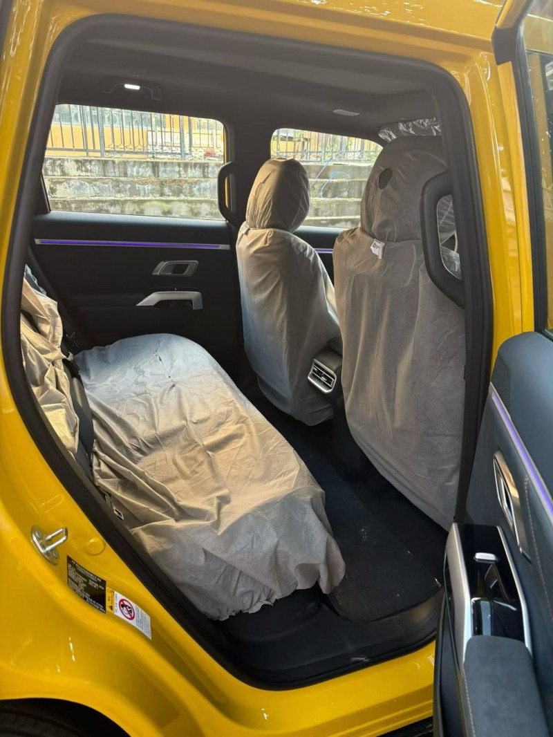 青岛25年长安汽车深蓝5