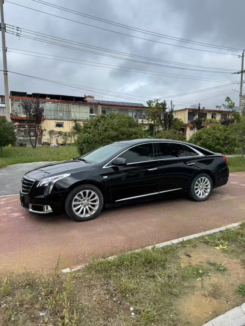 枣庄17年凯迪拉克XTS2