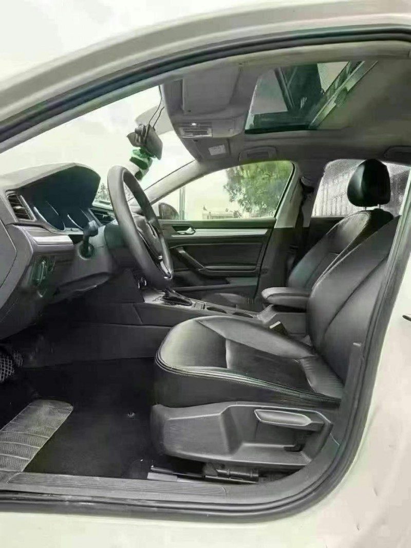 东莞16年大众凌渡5