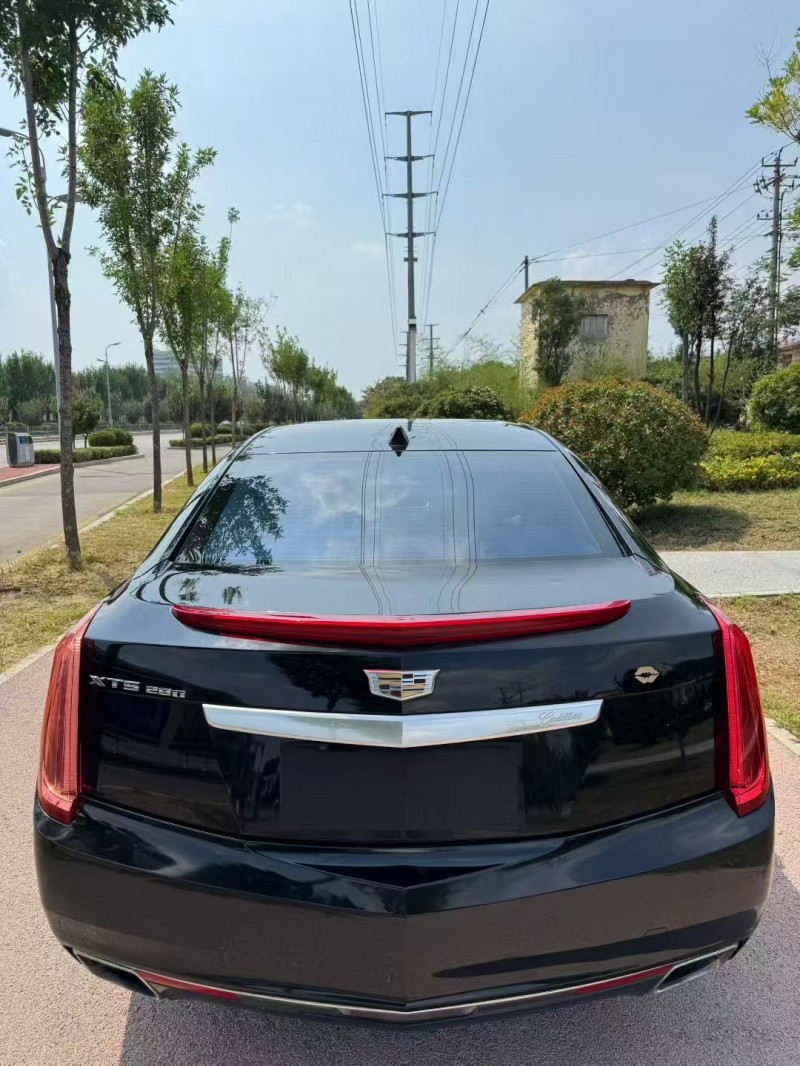 枣庄14年凯迪拉克XTS9