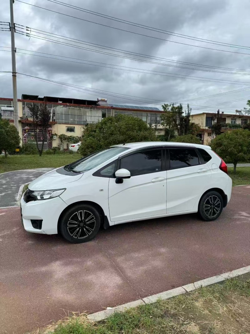 枣庄15年本田飞度2