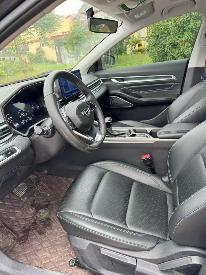 枣庄22年吉利帝豪4