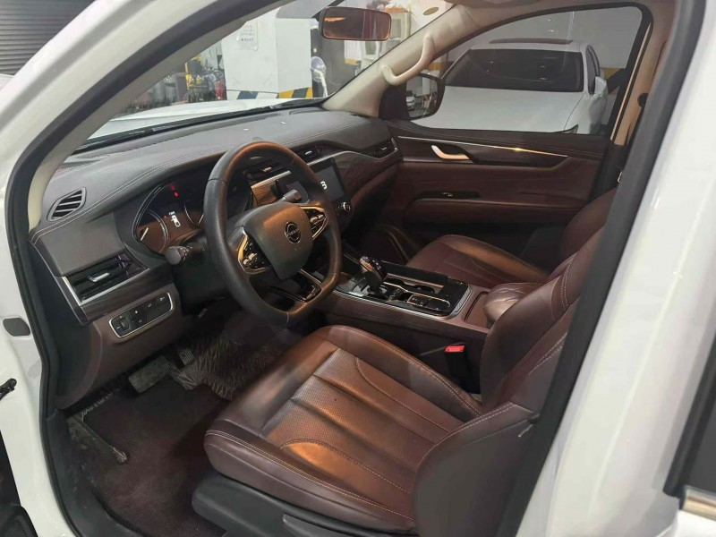 成都23年东风锐骐皮卡4