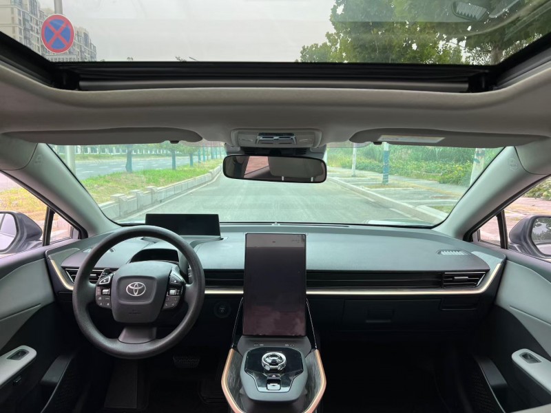 盐城25年丰田BZ3Pro9