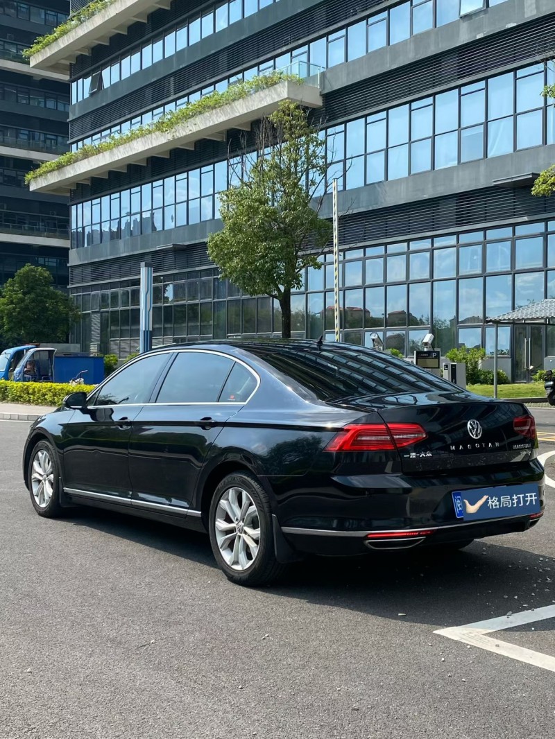 东莞19年大众迈腾8