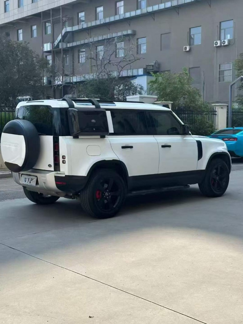 郑州22年路虎卫士2