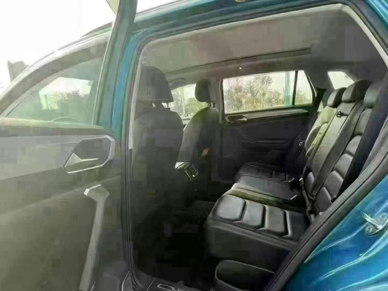 东莞19年大众探岳4