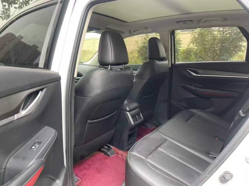 郑州20年长安汽车CS557