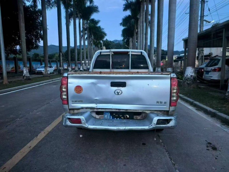 厦门20年长城汽车风骏7