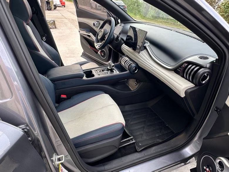 徐州22年比亚迪元8