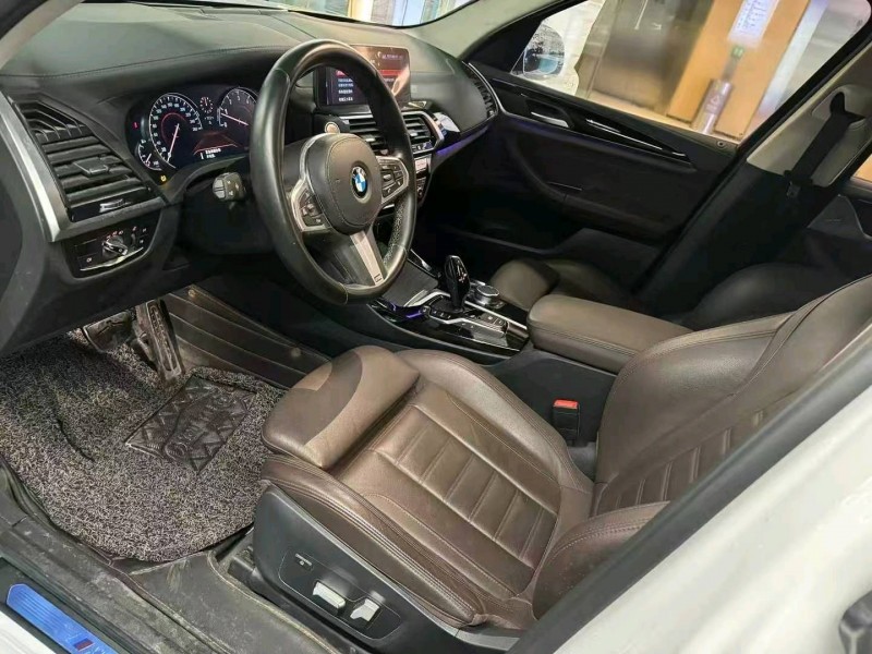 台州19年宝马X36