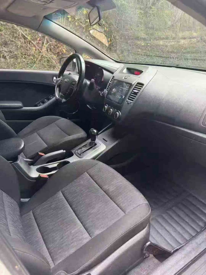 鄂州15年起亚K37