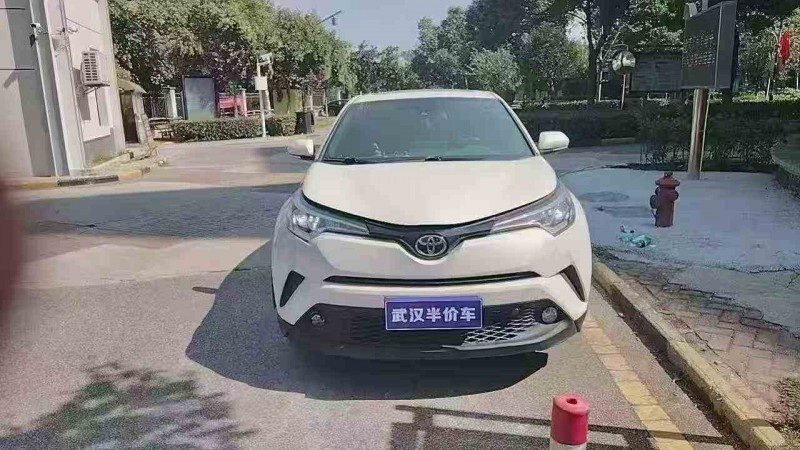 荆门21年丰田CHR1