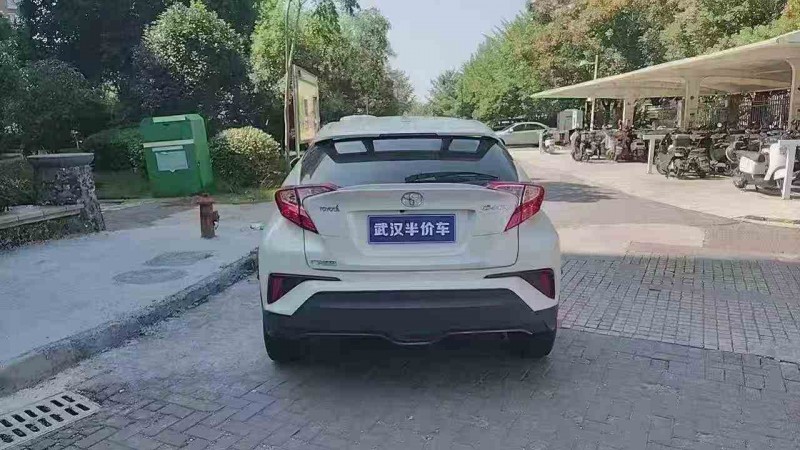 荆门21年丰田CHR5