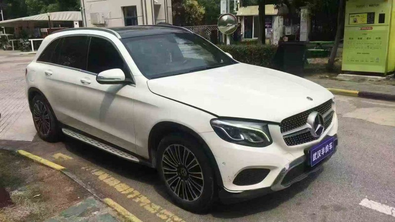 宜昌19年奔驰GLC2