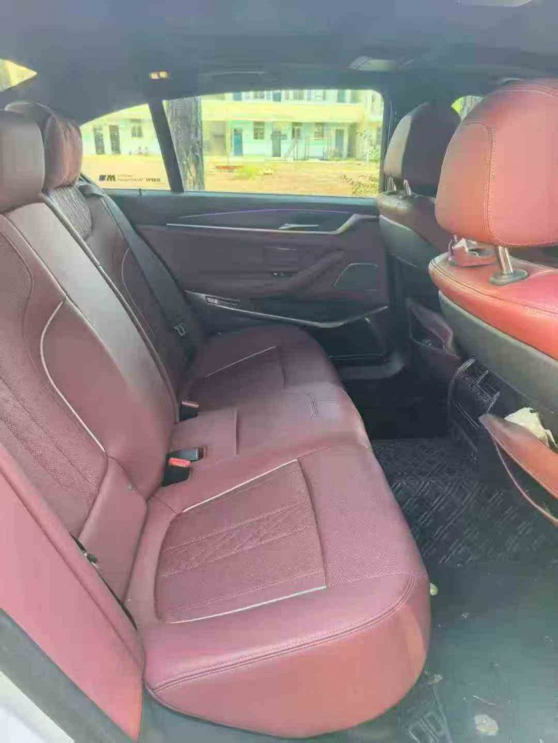 新余23年宝马5系6