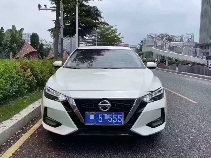 深圳22年日产轩逸1