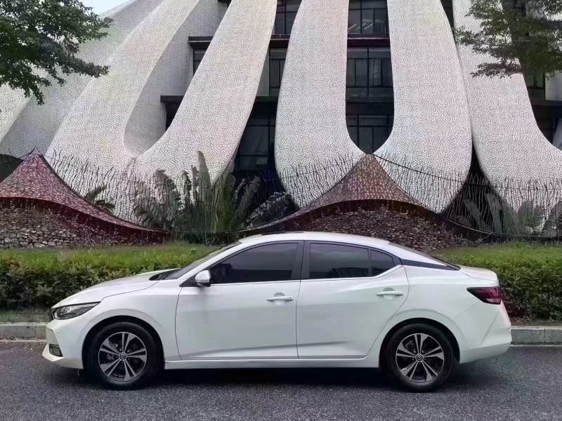 深圳22年日产轩逸8