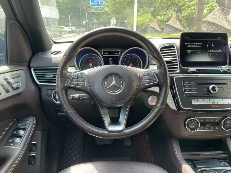 深圳17年奔驰GLS4