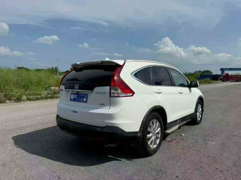 梧州13年本田CRV7