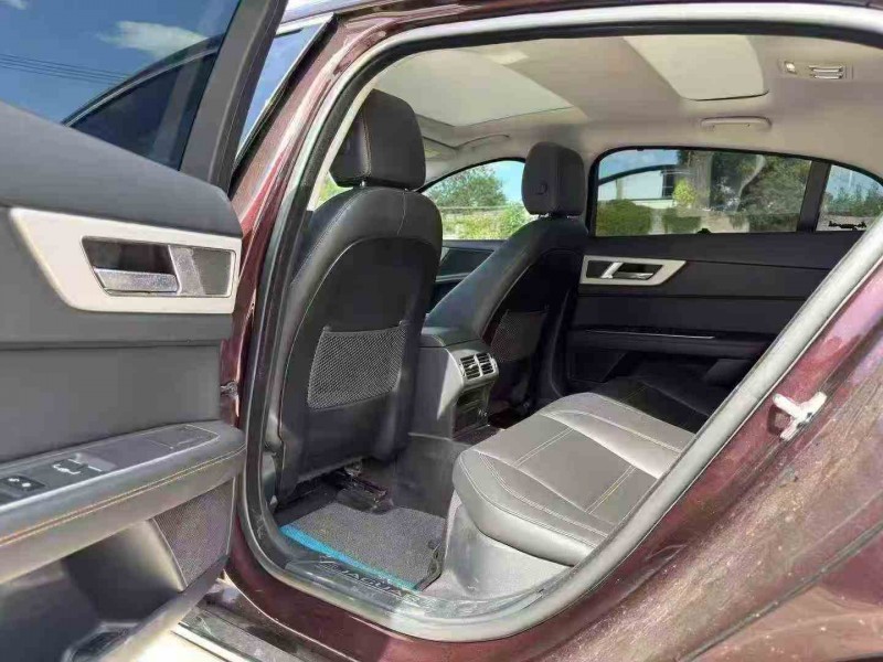 防城港19年捷豹XEL3